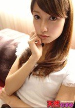 激カワ素人が勃起チンコに興奮！