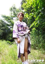 着物美人を野外露出青姦