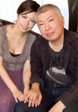 旦那の目の前で妻が！？ 沢田珠里
