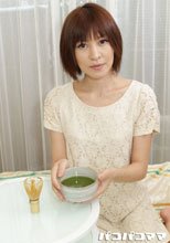 茶道を嗜む熟女に生中出し