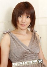 スッピン熟女 ～美魔女の野外露出～