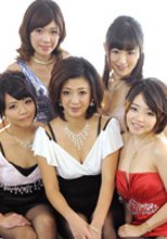 酒池肉林地帯～噂のセレブなスワッピングパーティーに潜入～