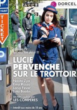 Lucie, Pervenche sur le trottoir
