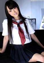 金井みお 清楚な制服美女 貸しちゃいます