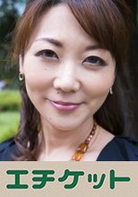 スラっとした健康美脚の奥様 38歳