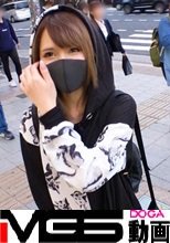 マジ軟派、初撮。 1344 上野アメ横で見つけた奇抜ファッションギャル。これからバイトというところをギャラで釣ってどうにか出演してもらうことに。安心したのも束の間、下着公開から本番に至るまでジャンケンに勝ったらOKというトンデモ展開。これバラエティだっけ？AVだっけ？