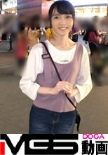 マジ軟派、初撮。 1395 駅前で声を掛けた色白美少女、セックス交渉すると断固拒否のガード固め女子だったので半ば強引に体に触れてみるとすぐに感じ始めて陥落ww美脚をビクビク震わせてうっとり顔で何度も絶頂する敏感女子に大変身！