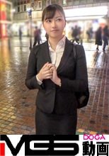 マジ軟派、初撮。 1481 転職活動中のOLお姉さんをモニター調査のテイでホテルに連れ込み！アダルトグッズの使用感チェック→極太ディルドオナニーから本物デカチンにすりかえ挿入！あまりの気持ちよさになすがままに体を許しアヘアヘ絶頂イキまくりセックス！！