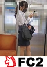【無修正】社内不倫のOLに中出し後、玩具を挿入し電車移動・トイレでフェラ・再び中出し