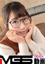 【初撮り】【メガネ女子】【濃厚がっつきフェラ】真面目そうに見えてハメ潮を連発する敏感むっつりスケベっ娘を発掘。男根でいっぱい突かれ限界突破した激濡れオマ○コは、愛液を止めどもなく垂れ流していき.. ネットでAV応募→AV体験撮影 1782