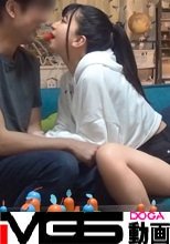 百戦錬磨のナンパ師のヤリ部屋で、連れ込みSEX隠し撮り 252 絶品クビレボディの美少女を家に連れ込みゲームに興じてイチャイチャ…お互いヤル気満々でなだれ込むようにSEX！美乳&amp;美尻を堪能しつつ、首絞めピストンで興奮する痴態を盗撮！