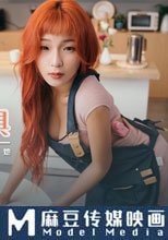 發現老闆娘上班玩玩具