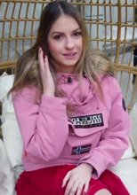 21才のルーマニア美女 意外と新鮮なエロイ反応 中出し×2 - レベッカ