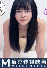 性感姐姐幫弟弟解決壓力