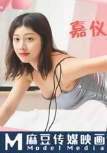 綠帽老公看着我被客人操