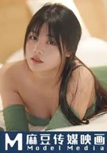 淫蕩女兒用大奶子勾引親爸