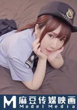 警花人妻出軌隔壁老王 現場給老公戴綠帽