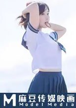 清純甜美的學生妹穿上JK服立馬變騷.水嫩嫩的小穴享受着被填滿的感覺