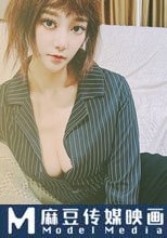 刻薄女老闆被爆操秒變淫蕩母狗