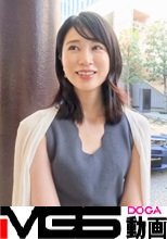 マジ軟派、初撮。 2129 OLといえばスラックスと尻を体現するスレンダー美人お姉さんを発見し、いつもより尻多めでバック！恥ずかしそうに口に手をあてて喘ぐ立ちバックは間違いなく抜ける！！