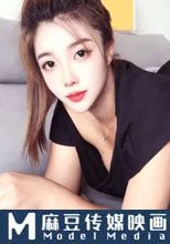 色狼姊夫爆操小阿姨的大屁股