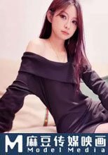 黑絲女友愛吃雞巴