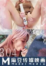 約前女友到家裡聊天，情不自禁又擦出火花，在各個地方不停做愛
